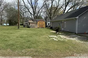 114 S Branch St, Monroe, NC 28112 - Photo 2