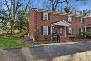 932 Hollywood St, Charlotte, NC 28211 - Photo 22