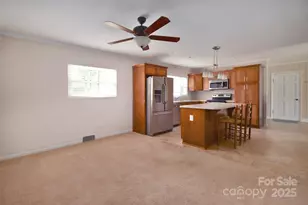 1641 Eastwood Dr, Kannapolis, NC 28083 - Photo 8