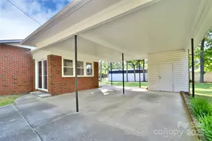 1641 Eastwood Dr, Kannapolis, NC 28083 - Photo 2