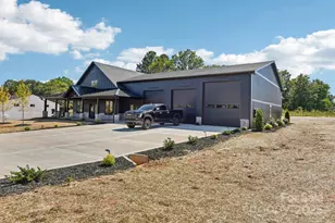 108 Winners Cir, Mooresville, NC 28117 - Photo 2