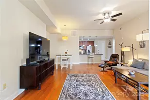 701 Royal Ct, Charlotte, NC 28202 - Photo 14