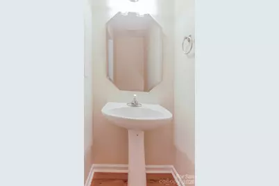 1941 Pheasant Glen Road, Charlotte, NC 28214 - Photo 14