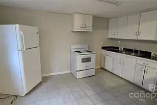 508 Arlington Cir NW, Lenoir, NC 28645 - Photo 1