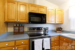 734 Charter Pl, Charlotte, NC 28211 - Photo 10