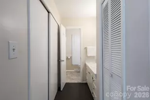 734 Charter Pl, Charlotte, NC 28211 - Photo 18