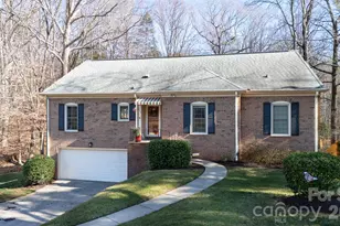 734 Charter Pl, Charlotte, NC 28211 - Photo 4