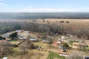 222 St Jill Cir, Statesville, NC 28625 - Photo 36