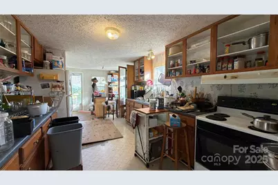 2913 Crystal Drive, Midland, NC 28107 - Photo 4