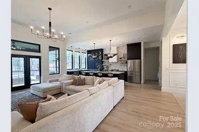 2057 13th Street NE, Hickory, NC 28601 - Photo 12