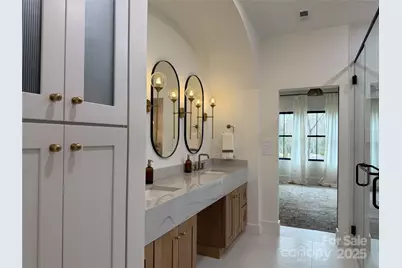 2057 13th Street NE, Hickory, NC 28601 - Photo 24