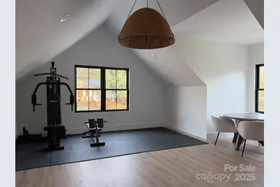 2057 13th Street NE, Hickory, NC 28601 - Photo 32