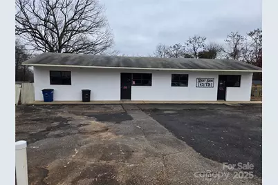 951 Park Drive, Statesville, NC 28677 - Photo 2