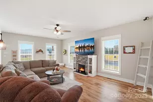 16659 Five Point Rd, Locust, NC 28097 - Photo 4