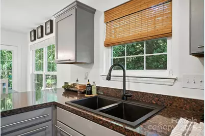 11419 Vista Haven Drive, Charlotte, NC 28226 - Photo 12