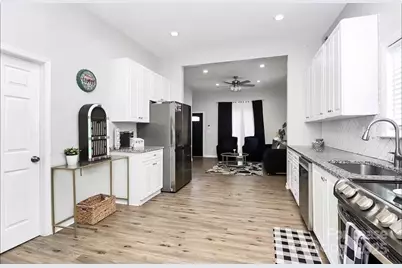 1806 Vinton Street, Charlotte, NC 28216 - Photo 6