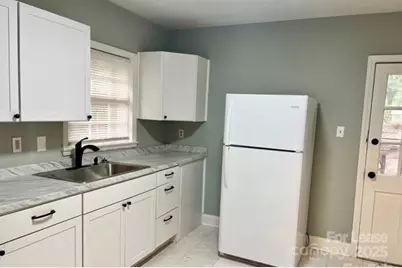 2625 Lumina Avenue, Charlotte, NC 28208 - Photo 2