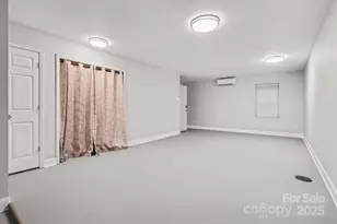 316 W 10th St, Charlotte, NC 28202 - Photo 18