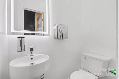 316 W 10th Street, Charlotte, NC 28202 - Photo 16