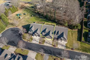 308 Tommy James Ct, Kings Mountain, NC 28086 - Photo 2