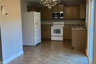 14104 Bernardy Ln, Charlotte, NC 28269 - Photo 8