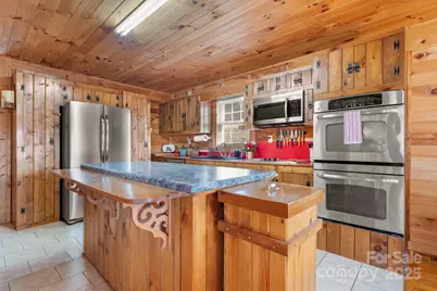 240 Wildwood Road, Lenoir, NC 28645 - Photo 10