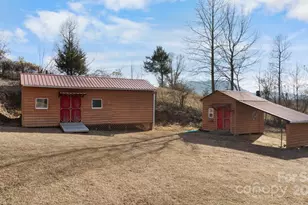 240 Wildwood Rd, Lenoir, NC 28645 - Photo 4