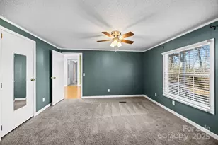 5043 Pebble Stone Rd, Maiden, NC 28650 - Photo 38