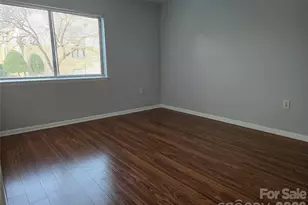 4804 Spring Lake Dr, Charlotte, NC 28212 - Photo 18