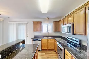 12911 Walking Stick Dr, Charlotte, NC 28278 - Photo 6