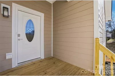 9067 McCray Farms Drive, Hickory, NC 28601 - Photo 2