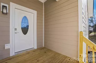 9067 McCray Farms Dr, Hickory, NC 28601 - Photo 2