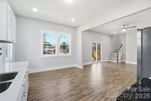 9067 McCray Farms Dr, Hickory, NC 28601 - Photo 12