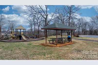 626 W Concord Street, Morganton, NC 28655 - Photo 32