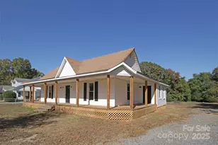 119 Marion St, Clover, SC 29710 - Photo 2