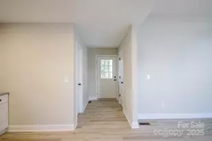 119 Marion St, Clover, SC 29710 - Photo 32