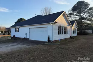 435 Mt Gallant Road W, York, SC 29745 - Photo 10