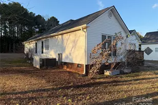 435 Mt Gallant Road W, York, SC 29745 - Photo 6