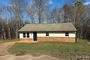 142 Winchester Dr, Ellenboro, NC 28040 - Photo 2