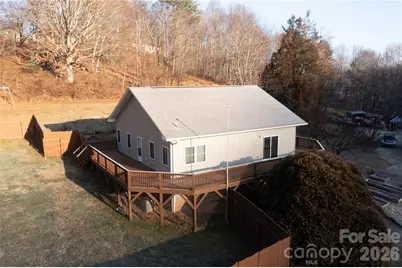 250 Duckett Cove Road, Waynesville, NC 28786 - Photo 2