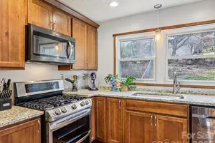 7 Landon Mountain Ln, Weaverville, NC 28787 - Photo 14