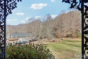 7 Landon Mountain Ln, Weaverville, NC 28787 - Photo 4