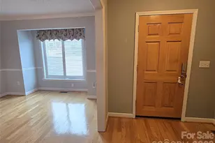 188 39th Ave Ct NW, Hickory, NC 28601 - Photo 2