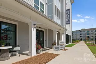 5120 77 Center Dr, Charlotte, NC 28217 - Photo 4