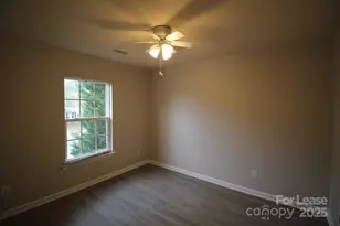 10824 Fountaingrove Dr, Charlotte, NC 28262 - Photo 20