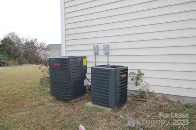 10824 Fountaingrove Drive, Charlotte, NC 28262 - Photo 22