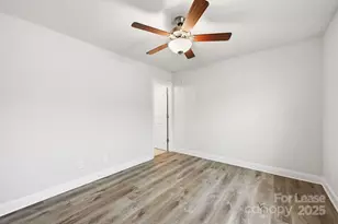 11003 Valkyrie Ln, Charlotte, NC 28214 - Photo 12