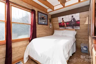 1010 & 1014 Melton Branch Rd, Bakersville, NC 28705 - Photo 18