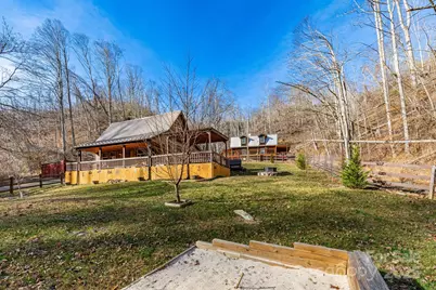 1010 & 1014 Melton Branch Road, Bakersville, NC 28705 - Photo 34