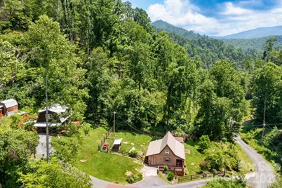1010 and 1014 Melton Branch Road, Bakersville, NC 28705 - Photo 42